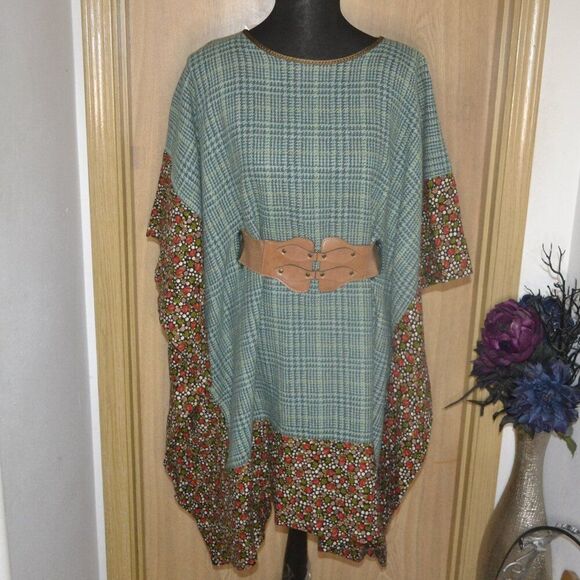 Ditzy Floral Cottage Core Green Cozy Fall Winter Style Belted Sweater Dress - Picture 1 of 9